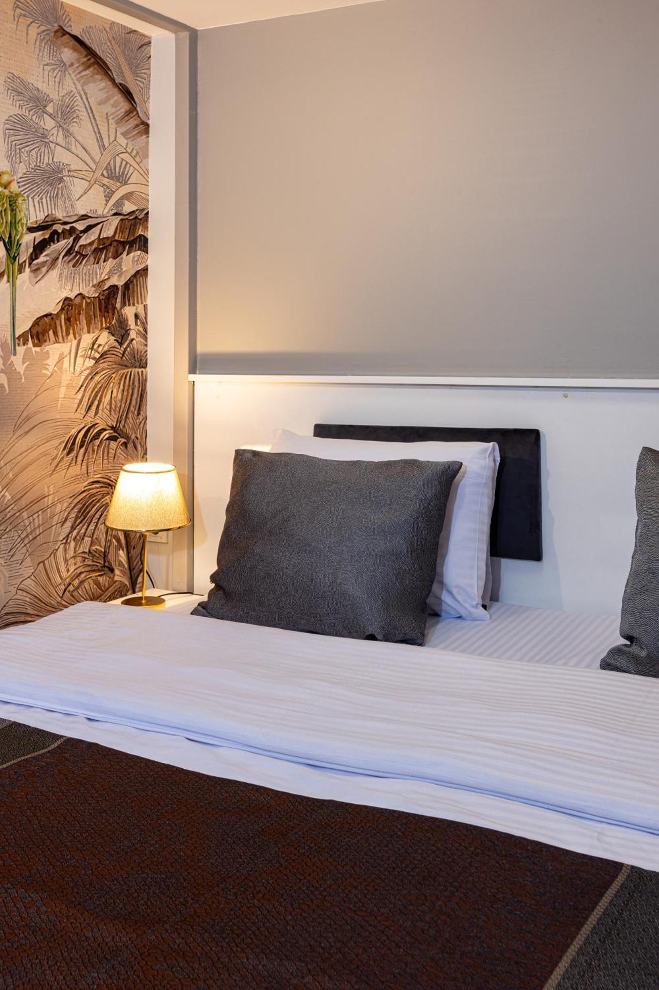 Apollo Hotel & Apartments Istanbul Bagian luar foto