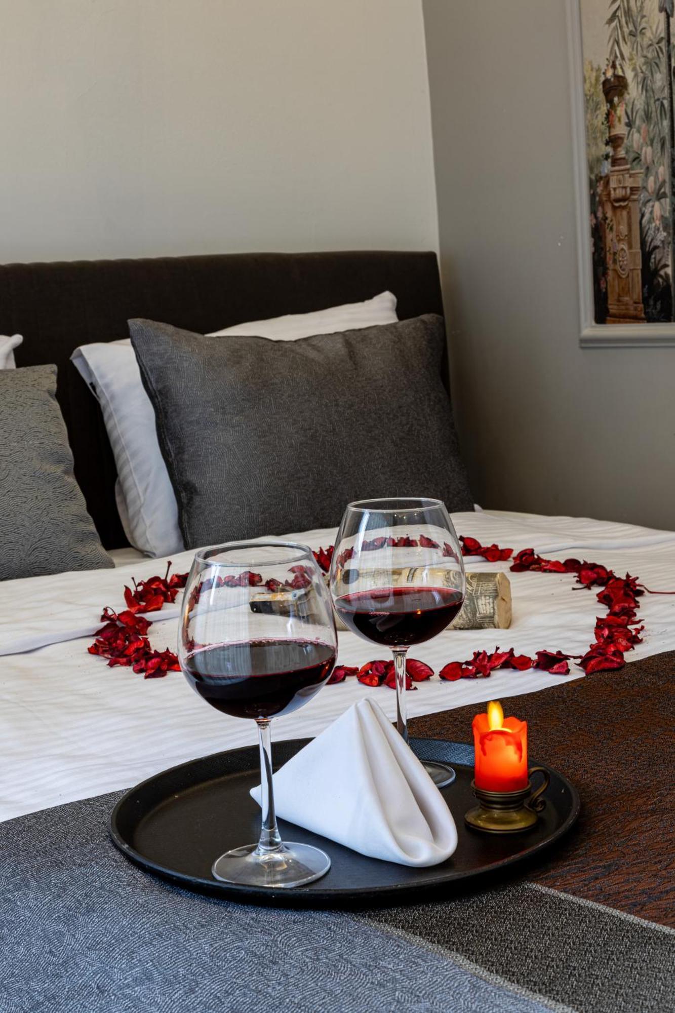 Apollo Hotel & Apartments Istanbul Bagian luar foto