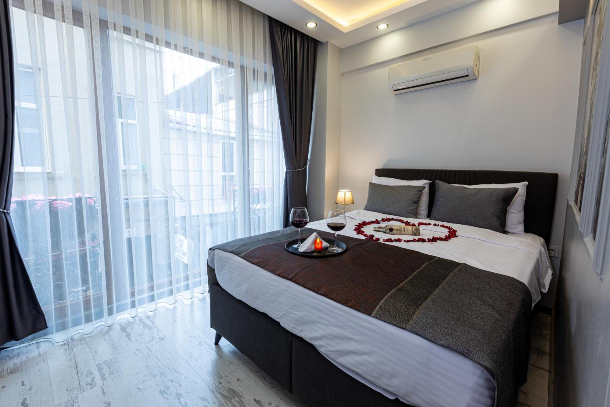 Apollo Hotel & Apartments Istanbul Bagian luar foto