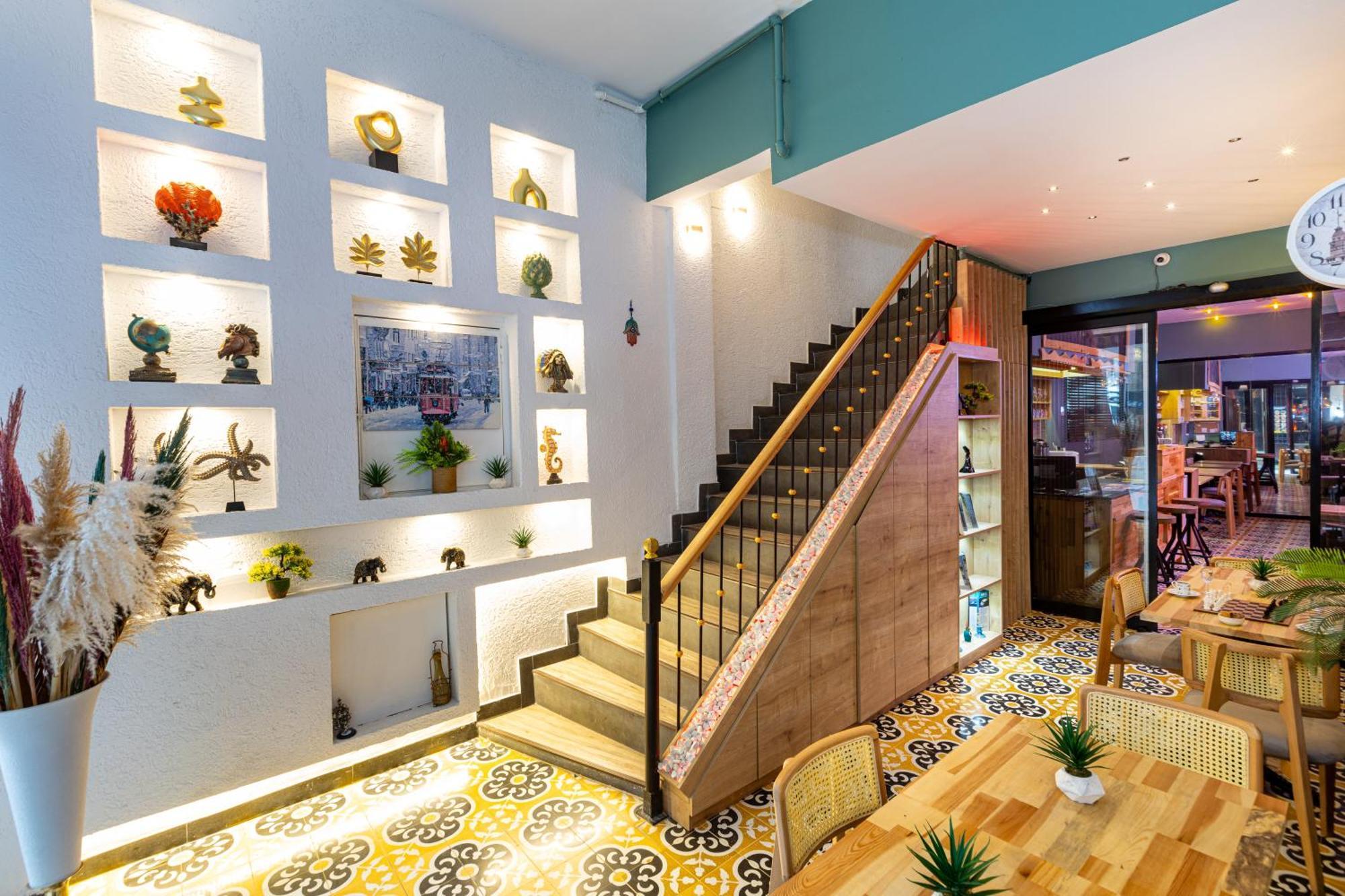 Apollo Hotel & Apartments Istanbul Bagian luar foto